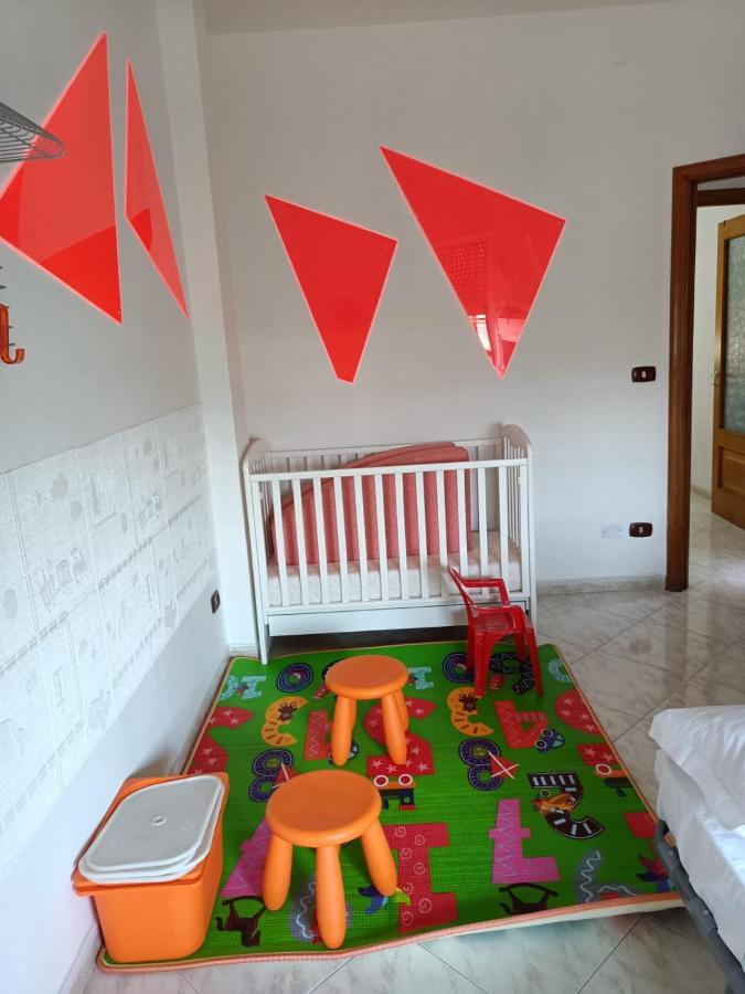 Le Note Di Napoli Apartment Luaran gambar